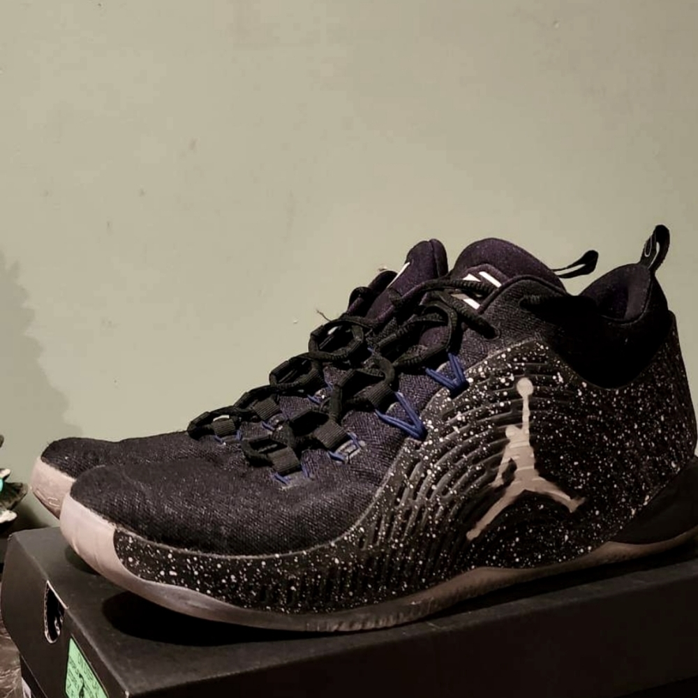 Mens Size 10.5 Jordan CP3.X Black
